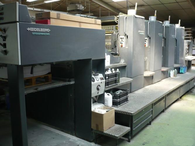 本厂产品的印刷全为德国进口海德堡印刷机生产,进口油墨
